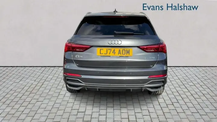Audi Q3 2025 photo 5