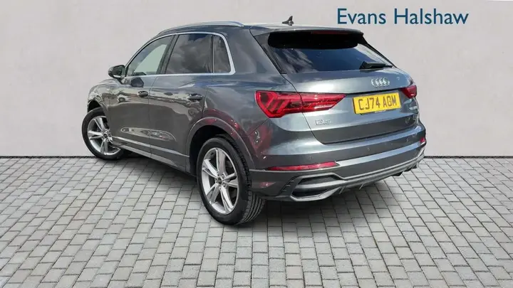 Audi Q3 2025 photo 2
