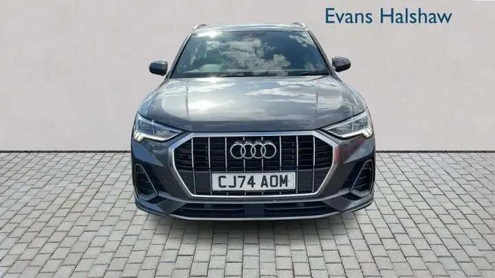 Audi Q3 2025 photo 4