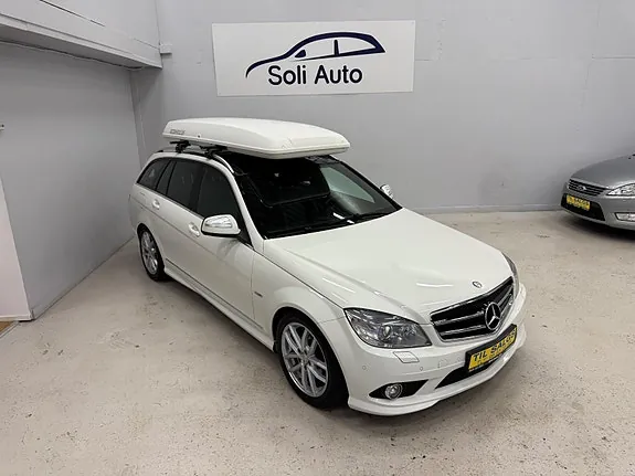 Mercedes-Benz C320