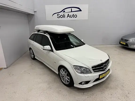 Mercedes-Benz C320