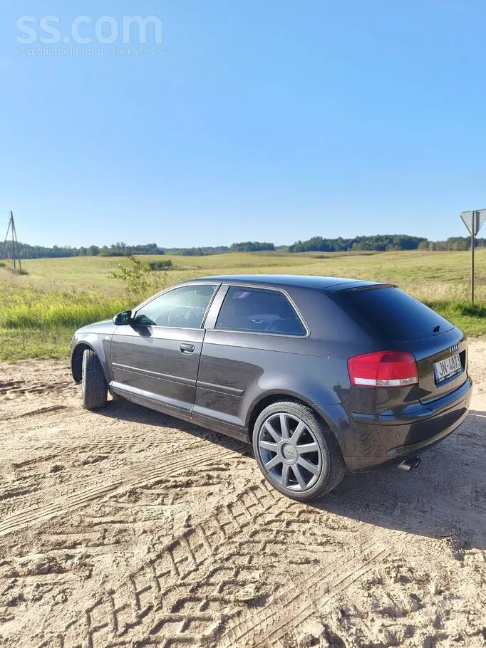 Audi A3 2004 photo 2