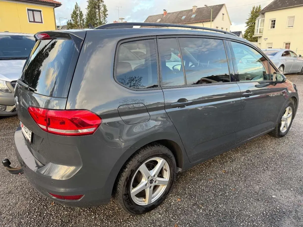 Volkswagen Touran 2016 photo 3