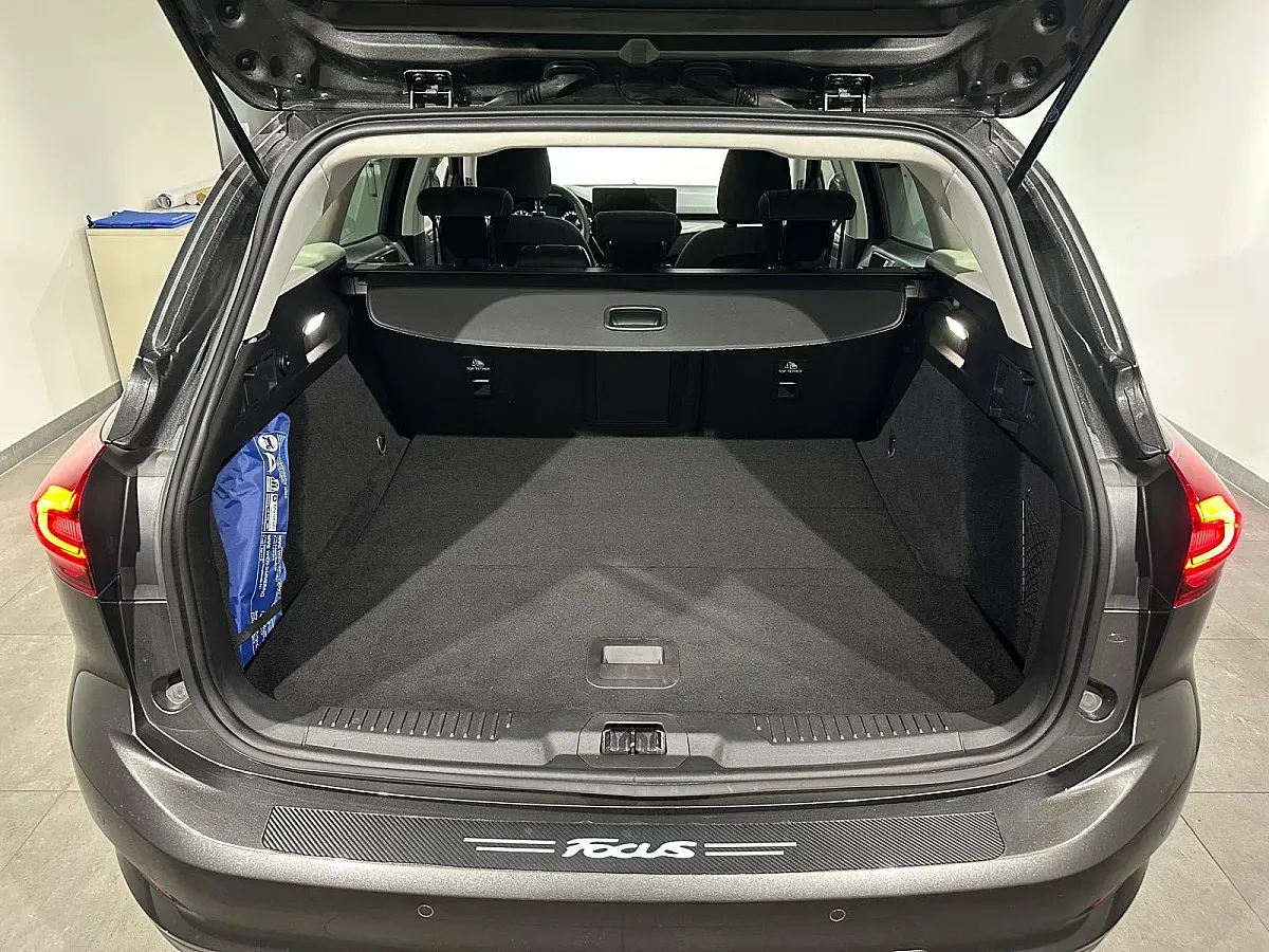 Ford Focus 2022 photo 5