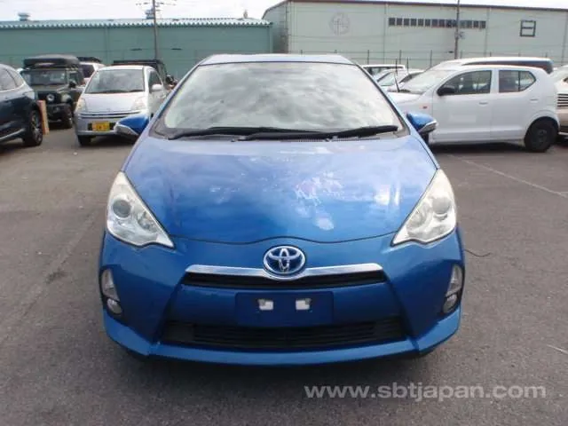Toyota Aqua S 2013 photo 5
