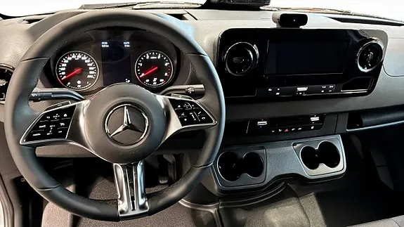 Mercedes-Benz Sprinter 2026 photo 4