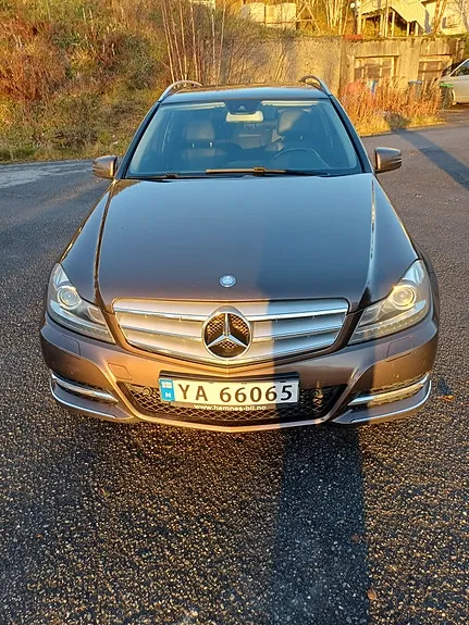 Mercedes-Benz C220 D 2013 photo 3