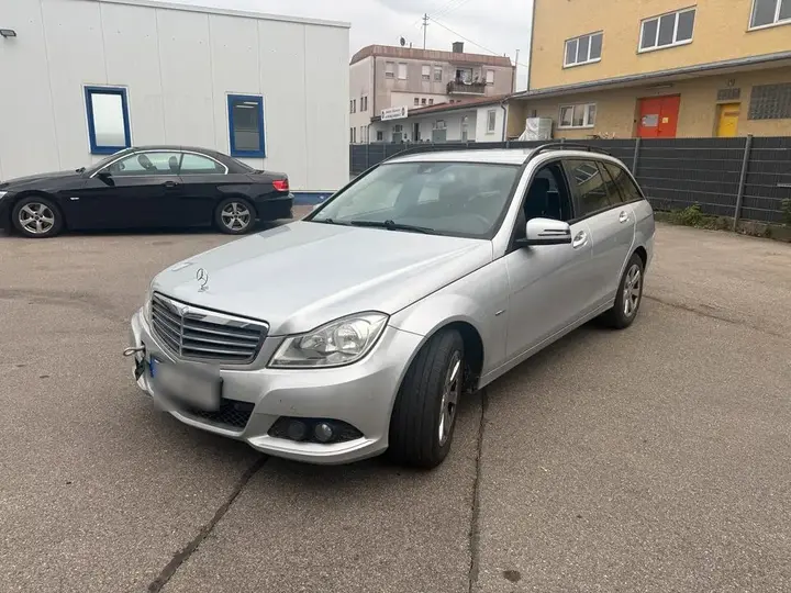 Mercedes-Benz 220 Cdi