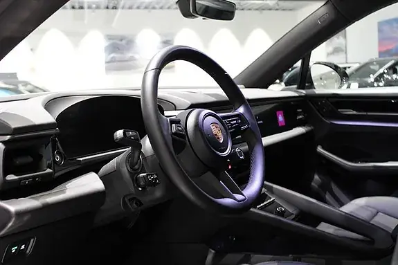 Porsche Macan 2025 photo 3