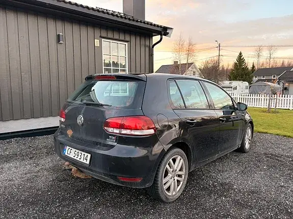 Volkswagen Golf 6 2011 photo 2