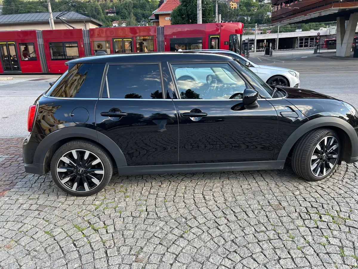 Mini Cooper 2021 photo 2