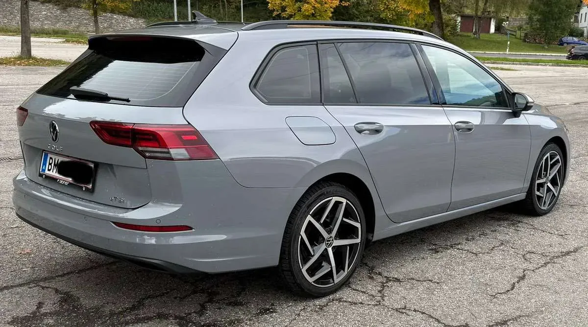 Volkswagen Golf 2021 photo 2