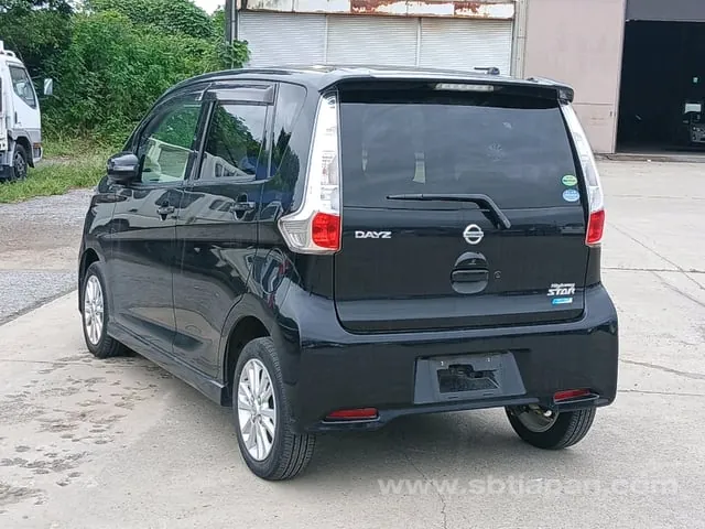 Nissan Dayz Highway Star X 2013 photo 5