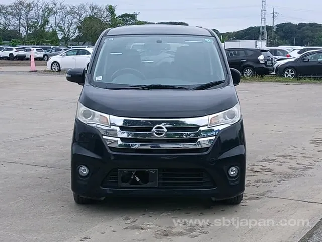Nissan Dayz Highway Star X 2013 photo 2