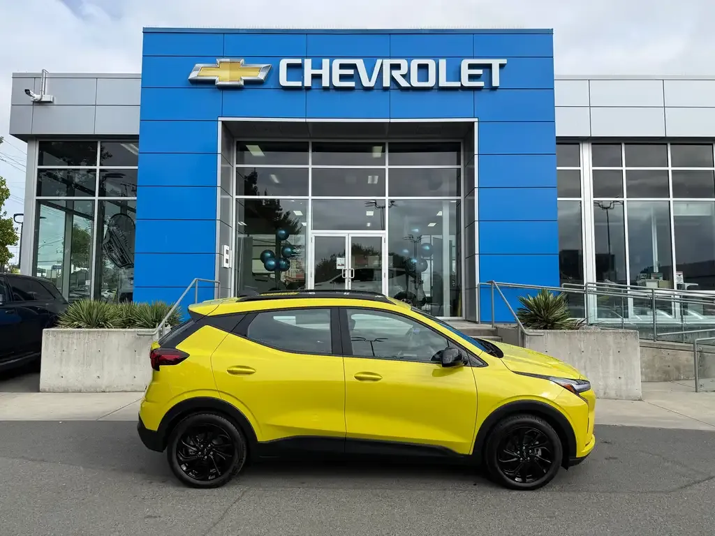 Chevrolet Bolt 2027 photo 3