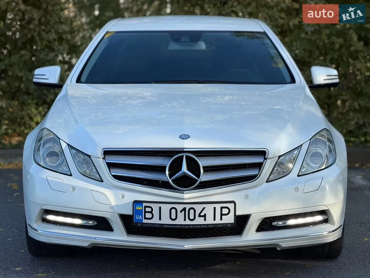Mercedes-Benz E-Class 2011 photo 4