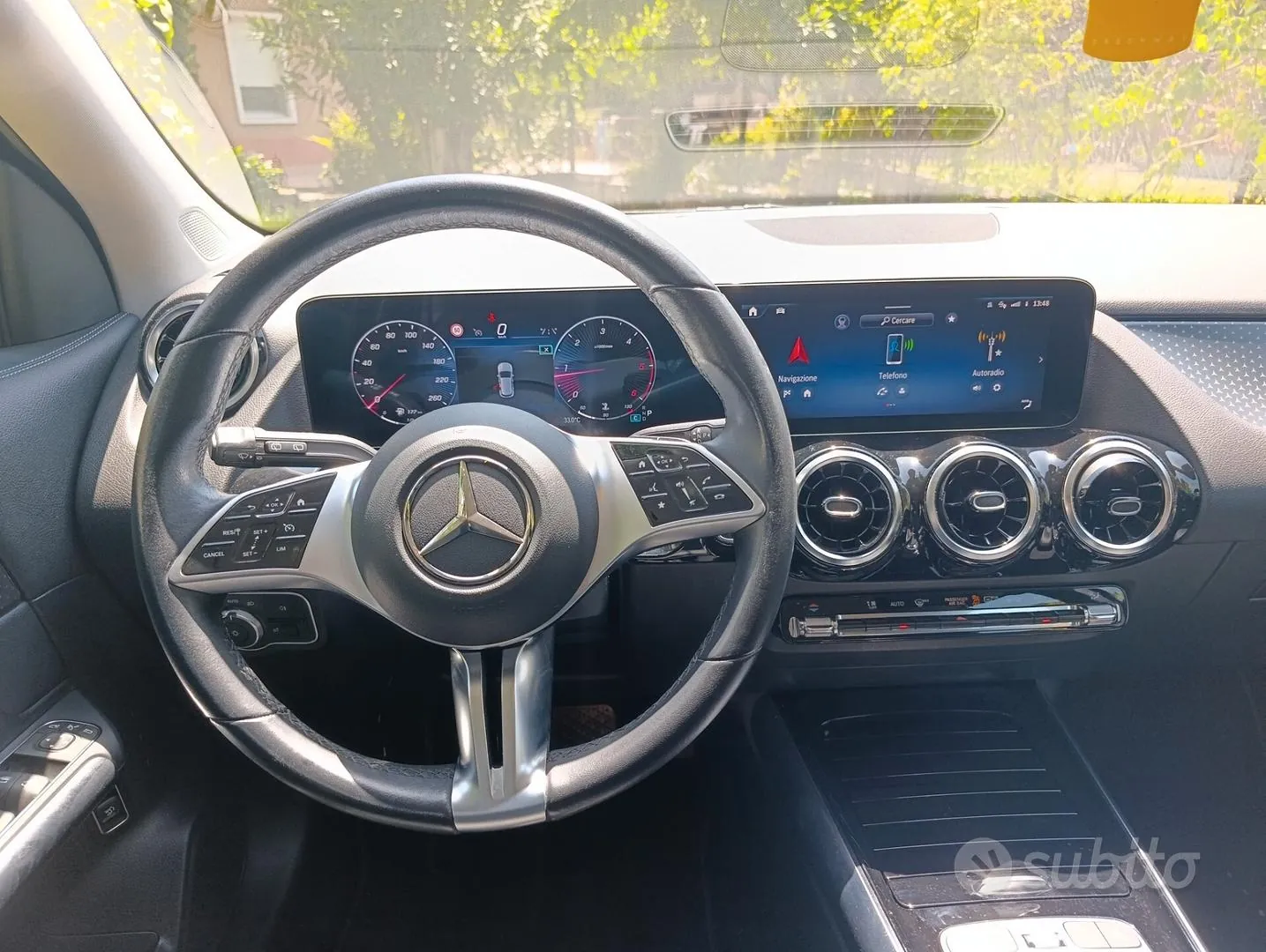 Mercedes-Benz Gla 2023 photo 2