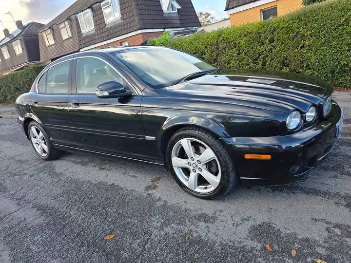 Jaguar X-Type