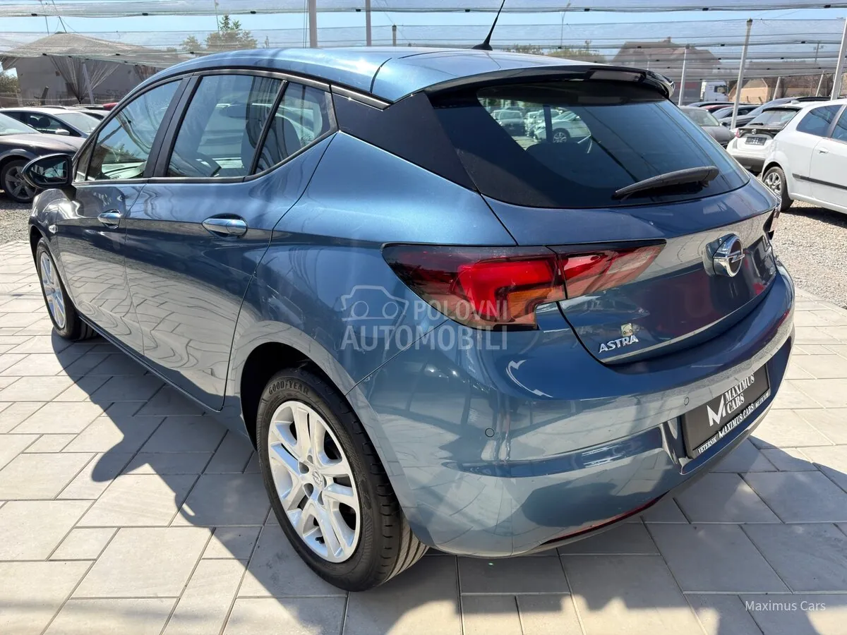 Opel Astra K 2016 photo 5