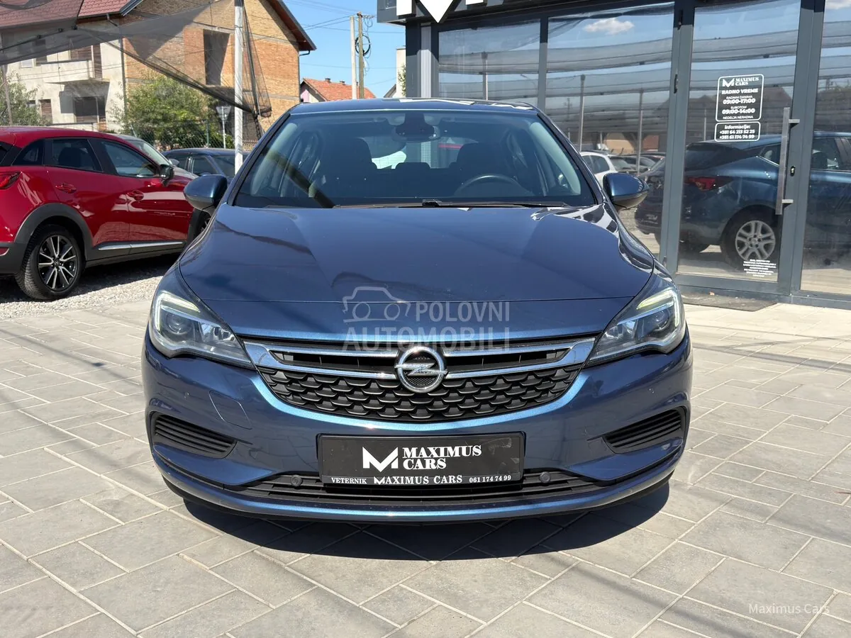 Opel Astra K 2016 photo 2