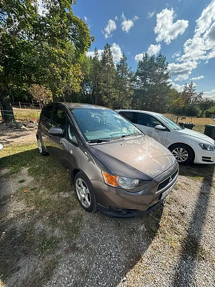 Mitsubishi Colt 2011 photo 4