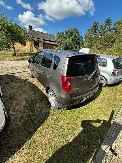 Mitsubishi Colt 2011 photo 3