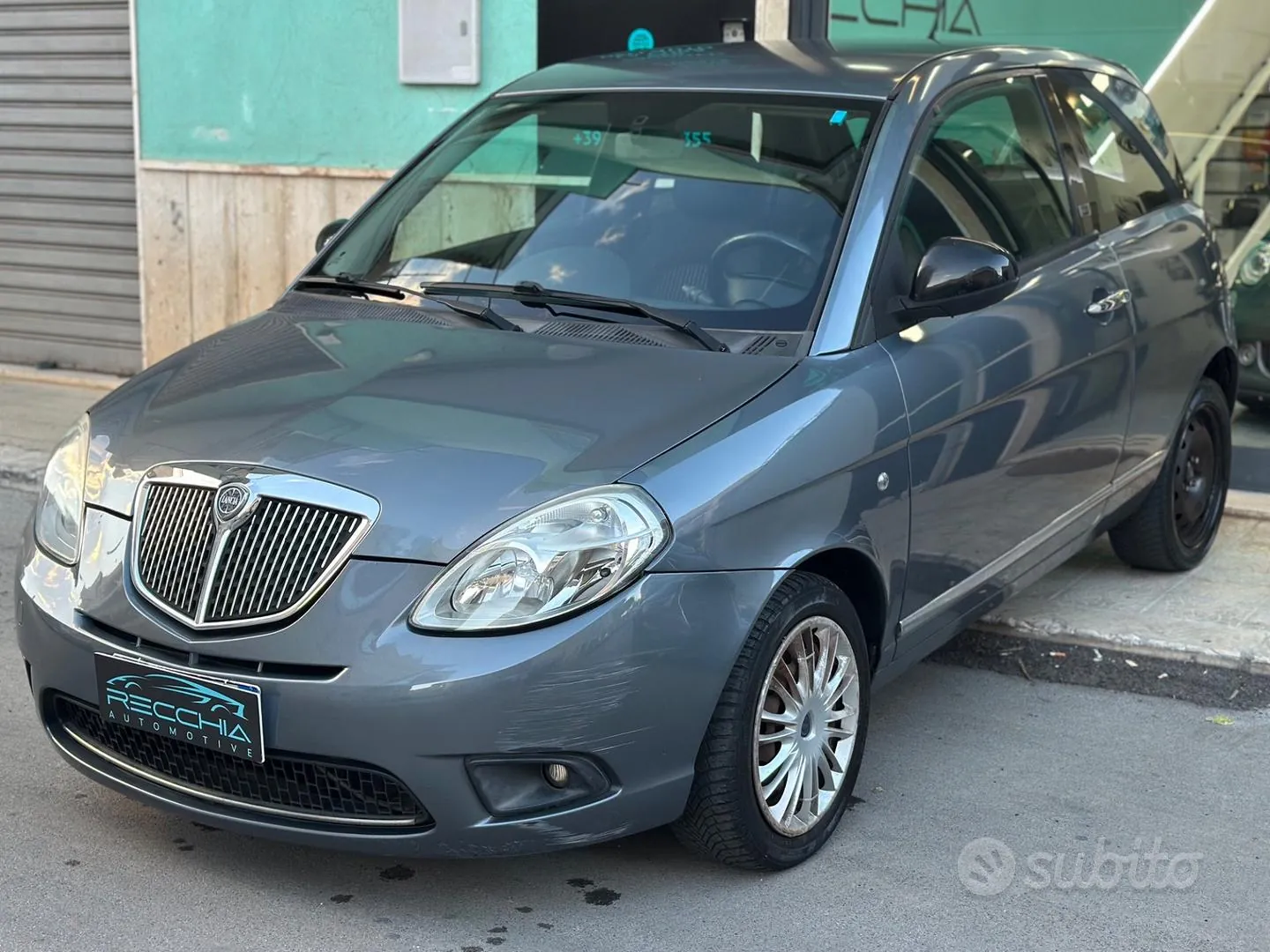 Lancia Ypsilon 2010 photo 2
