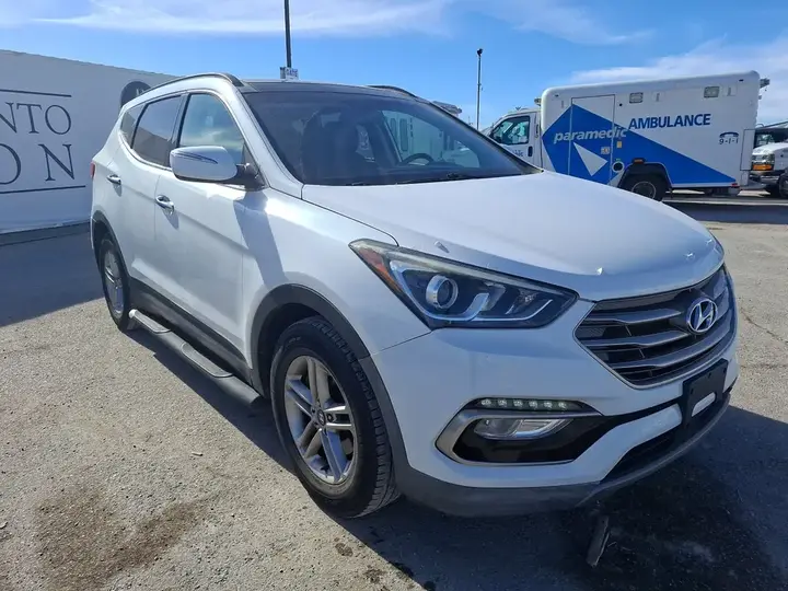Hyundai Santa Fe 2018 photo 3