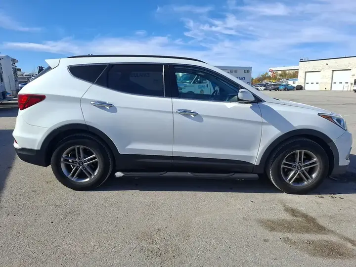 Hyundai Santa Fe 2018 photo 4