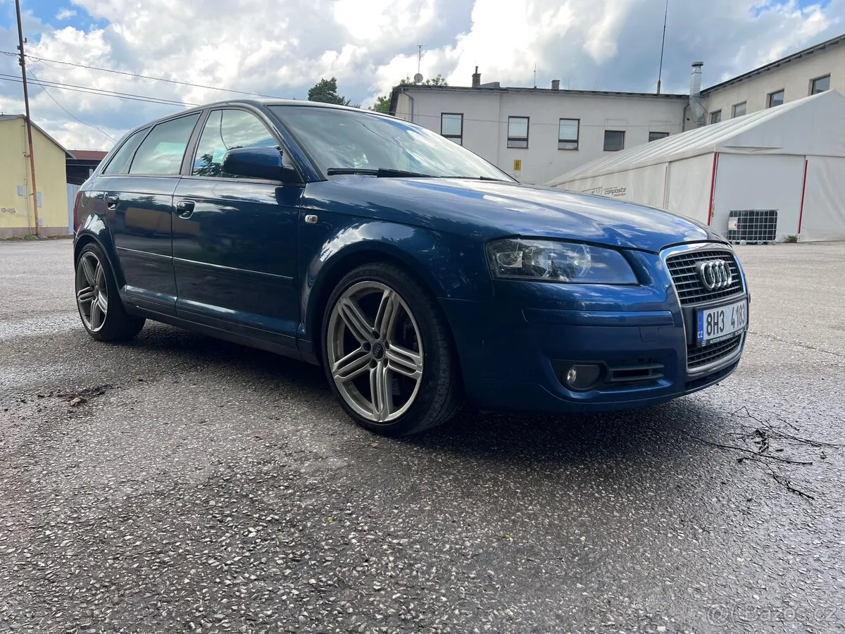 Audi A3 photo 2
