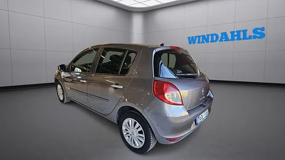 Renault Clio 2012 photo 3