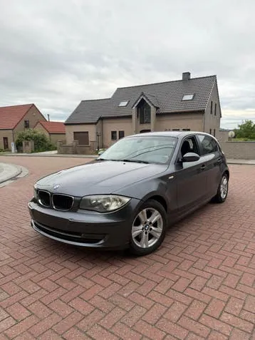 BMW Série 118D