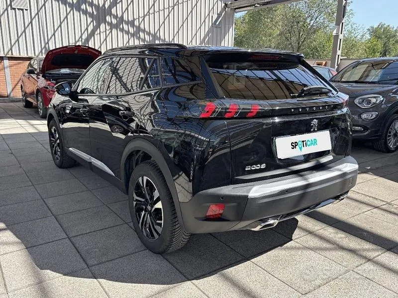 Peugeot 2008 2023 photo 3