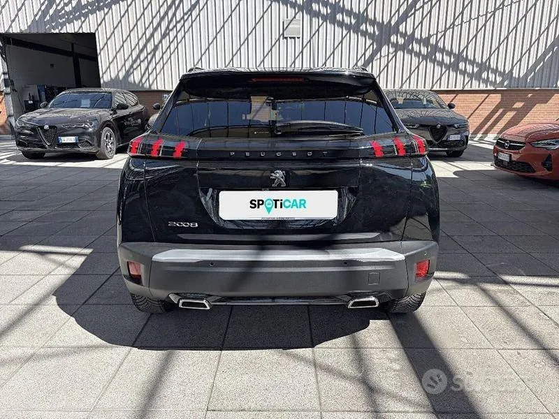 Peugeot 2008 2023 photo 4