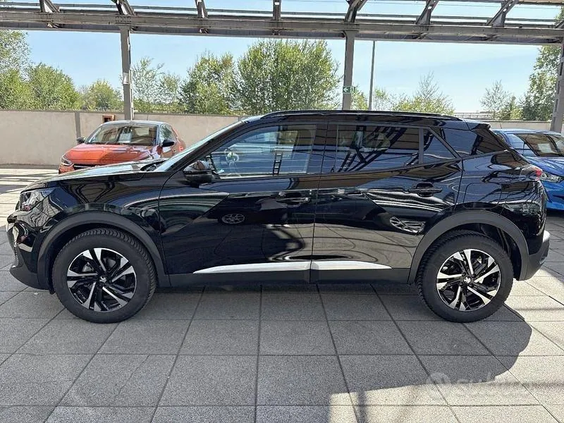 Peugeot 2008 2023 photo 2