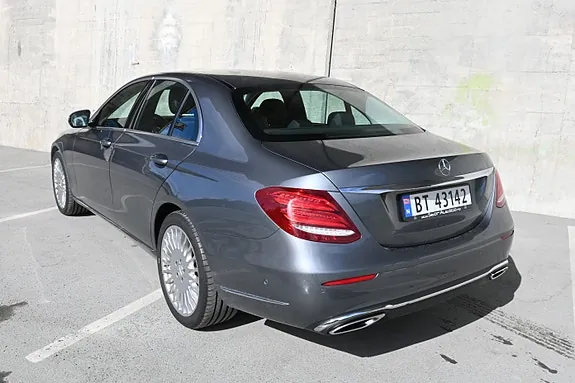 Mercedes-Benz E200 2017 photo 3