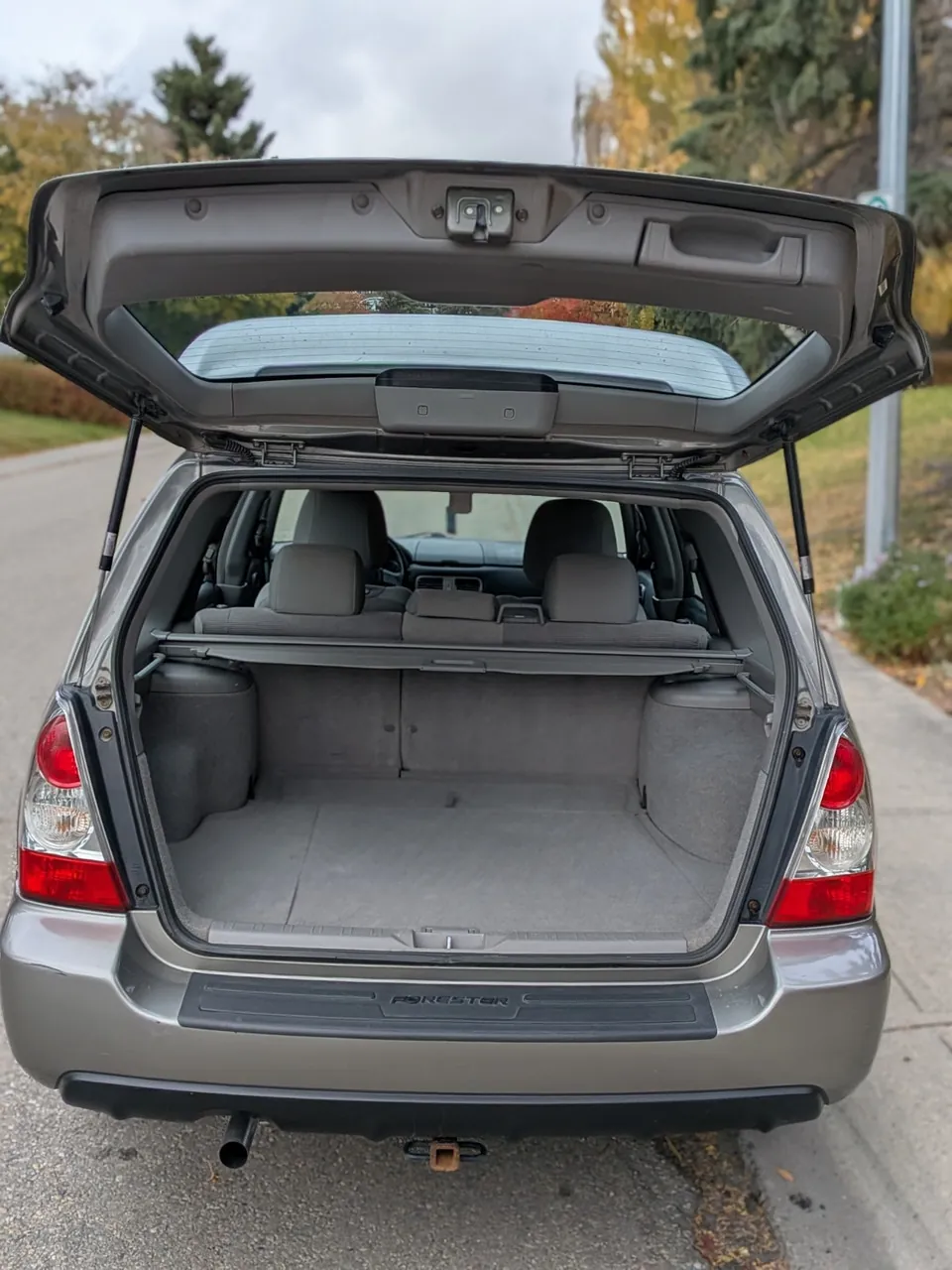 Subaru Forester 2006 photo 2