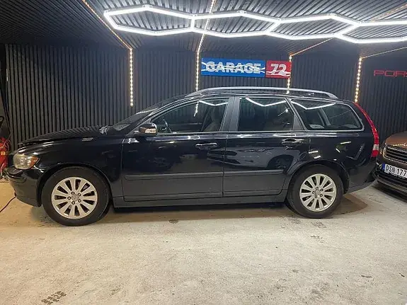 Volvo V50 2007 photo 2