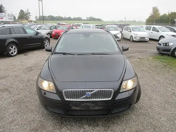 Volvo V50 2005 photo 2