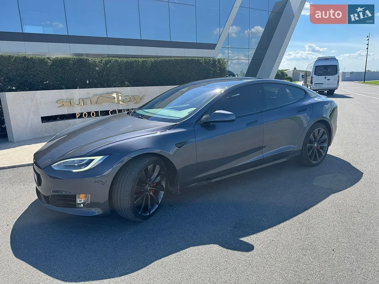 Tesla Model S 2017 photo 2