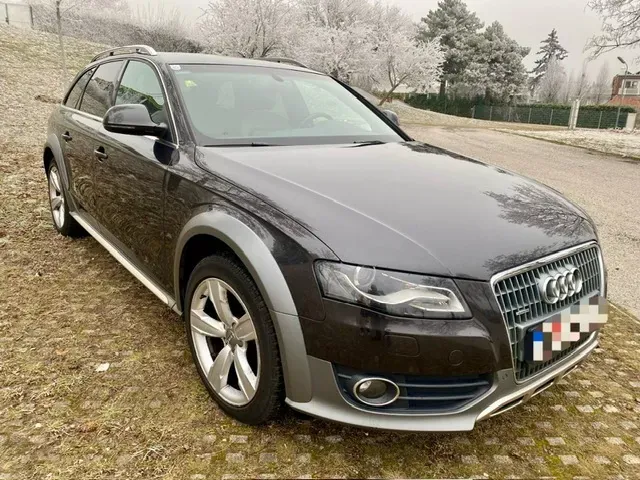 Audi A4 Allroad 2009 photo 2