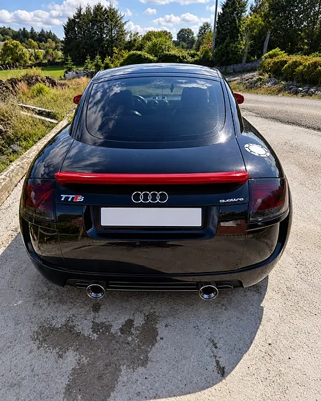 Audi Tt 1999 photo 4