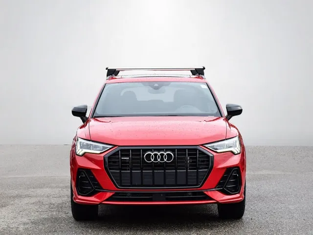 Audi Q3 2023 photo 2