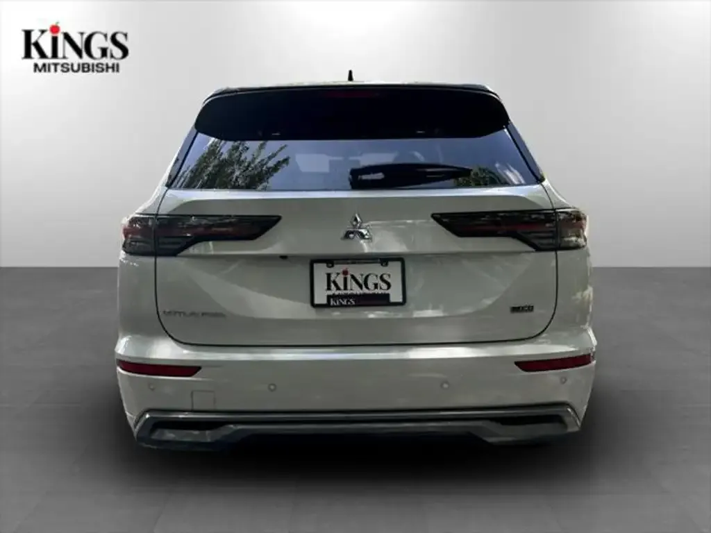 Mitsubishi Outlander 2026 photo 5
