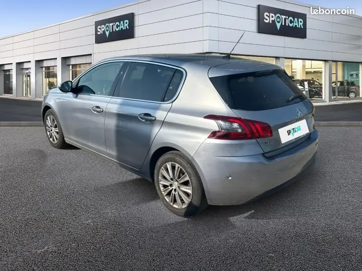Peugeot 308 2021 photo 3