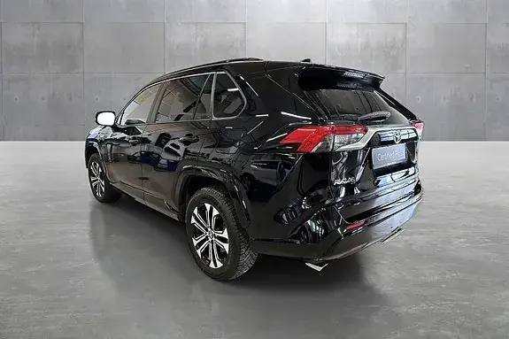 Toyota Rav4 2023 photo 3