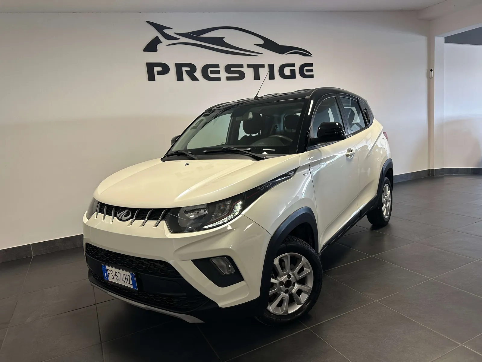 Mahindra Kuv100