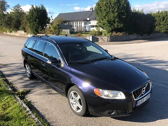 Volvo V70 2011 photo 3