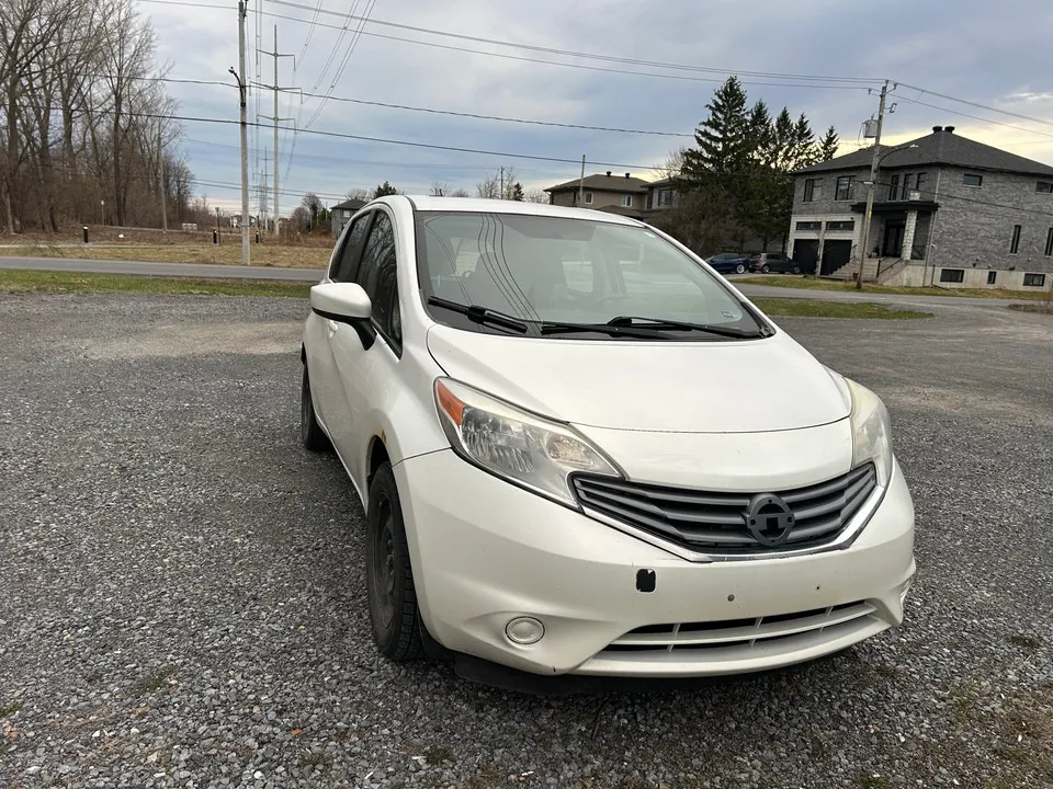 Nissan Versa Note 2015 photo 5