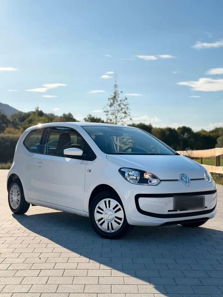 Volkswagen Up